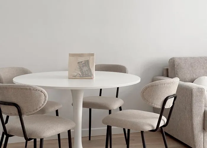 Apartment Newly Renovated Flat In Ullanlinna