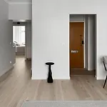 Newly Renovated Flat In Ullanlinna Helsinki