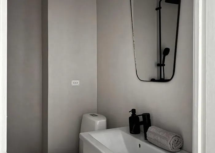 Newly Renovated Flat In Ullanlinna * Helsinki